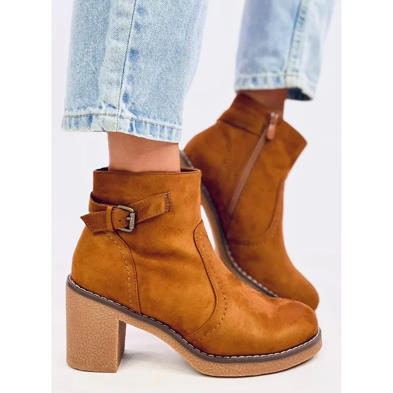 Boots sur talon caoutchouc Retta Camel brun